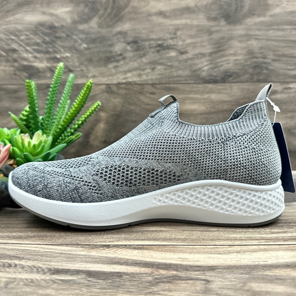 NIB Tommy Bahama Flint Knit Jogger Memory Foam Slip On Sneaker Charcoal - Picture 7 of 14